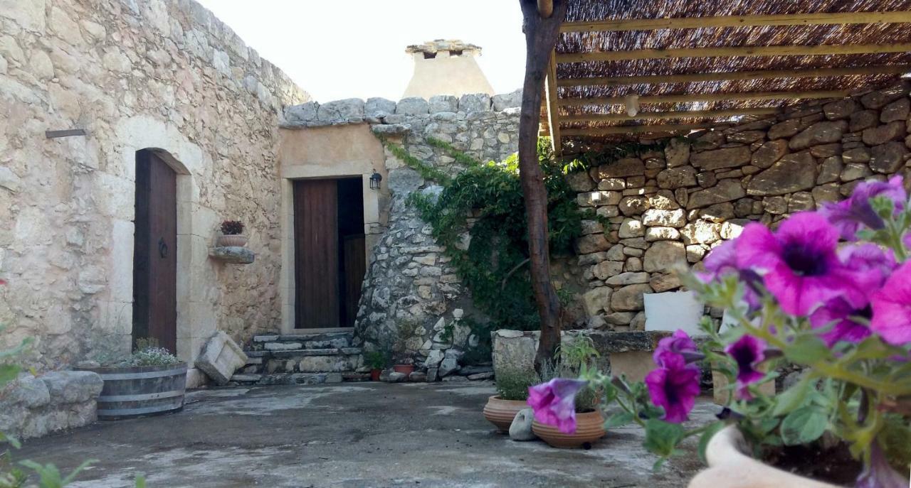 Bendeni Cottage Megala Chorafia エクステリア 写真