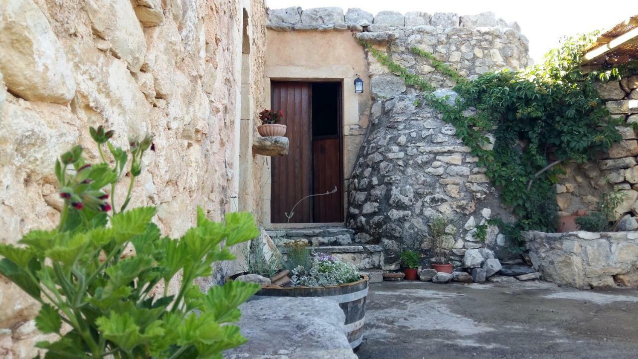 Bendeni Cottage Megala Chorafia エクステリア 写真