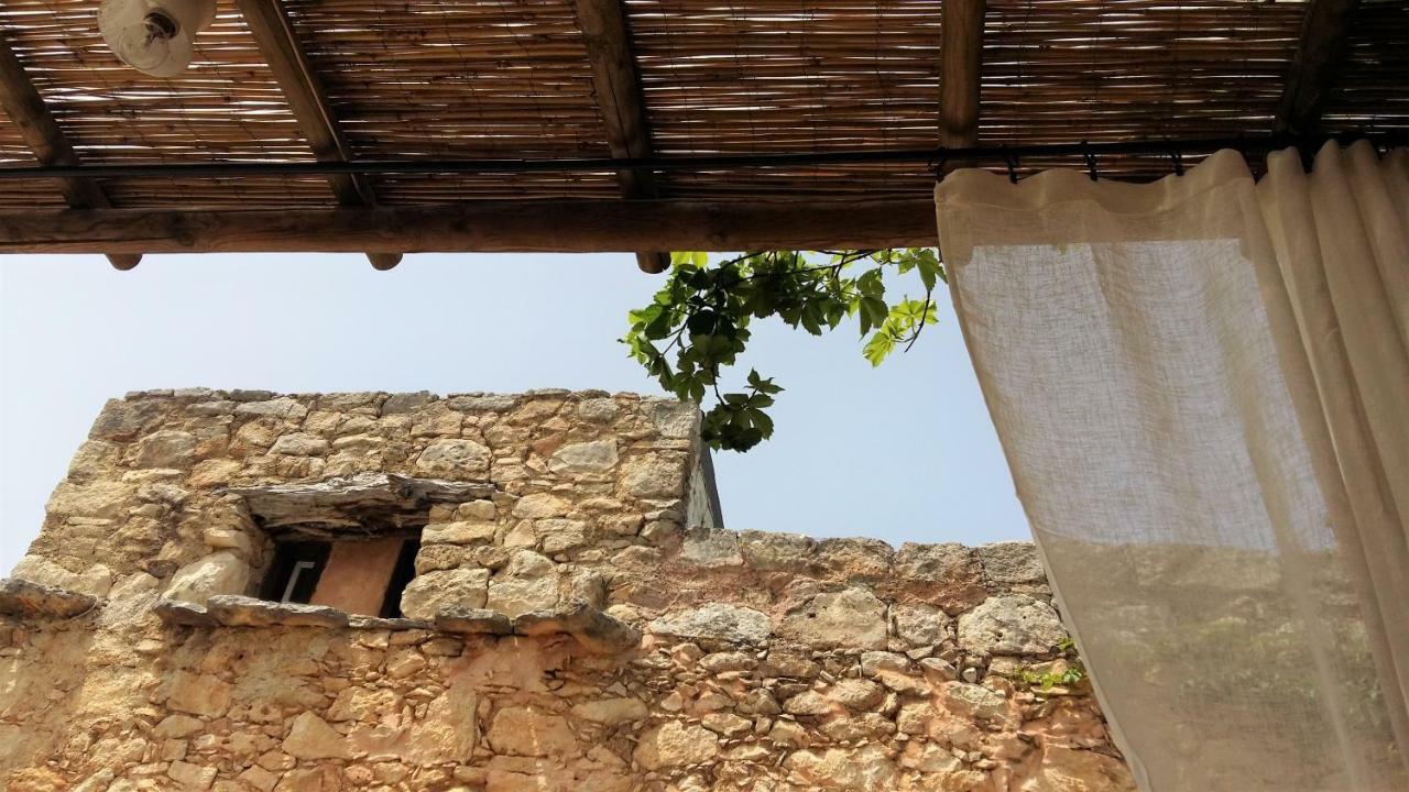 Bendeni Cottage Megala Chorafia エクステリア 写真